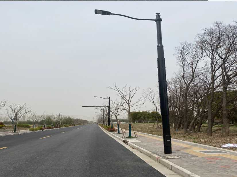 新郑市上海综合杆 太阳能路灯工程